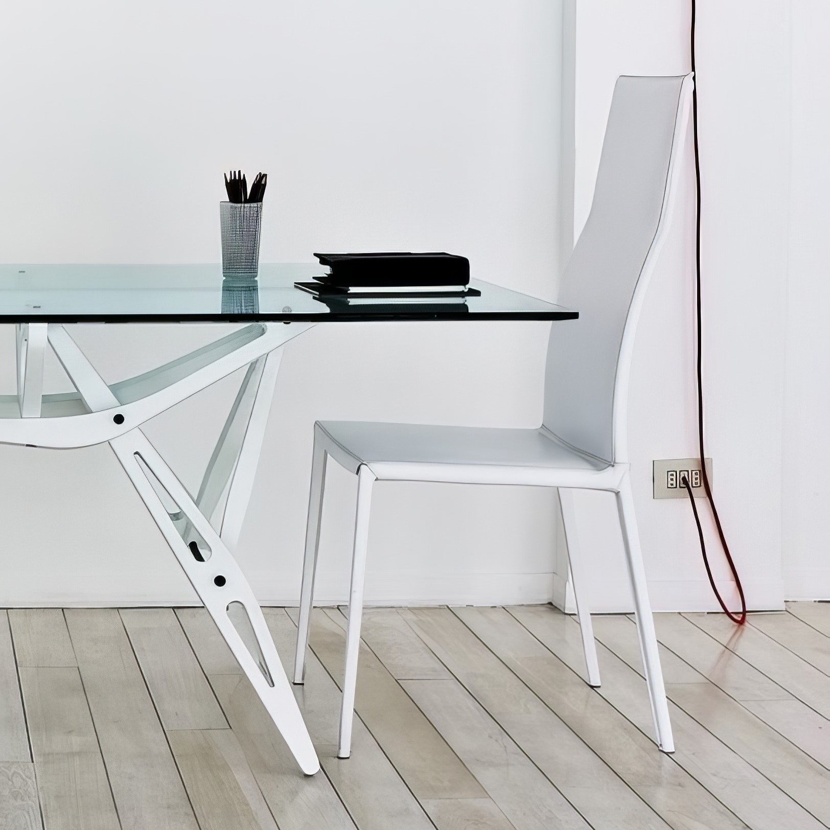 Обеденный стул Zanotta Lealta | interior market