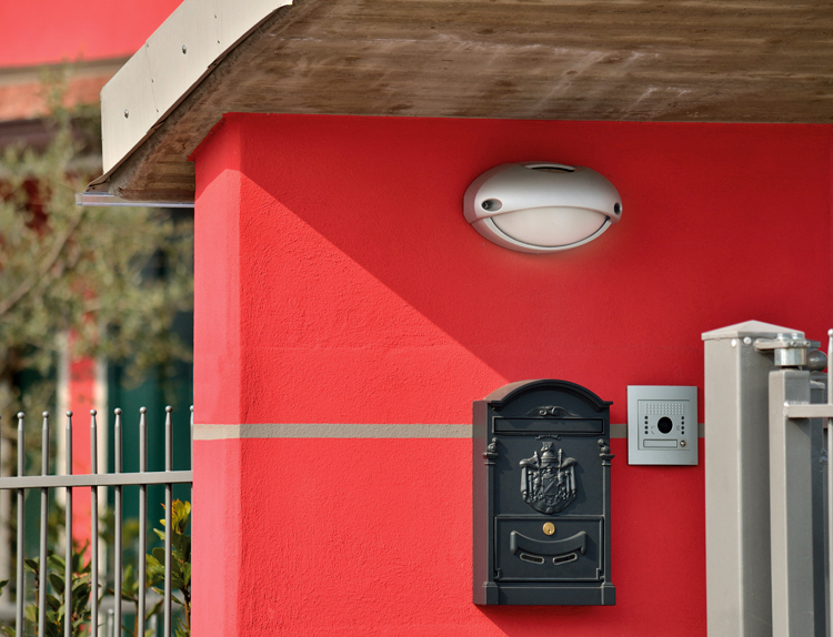 Уличный светильник  Lombardo Airy Top Ovale - фото-2 | interior market Уличный светильник  Lombardo Airy Top Ovale - фото-2 | interior market