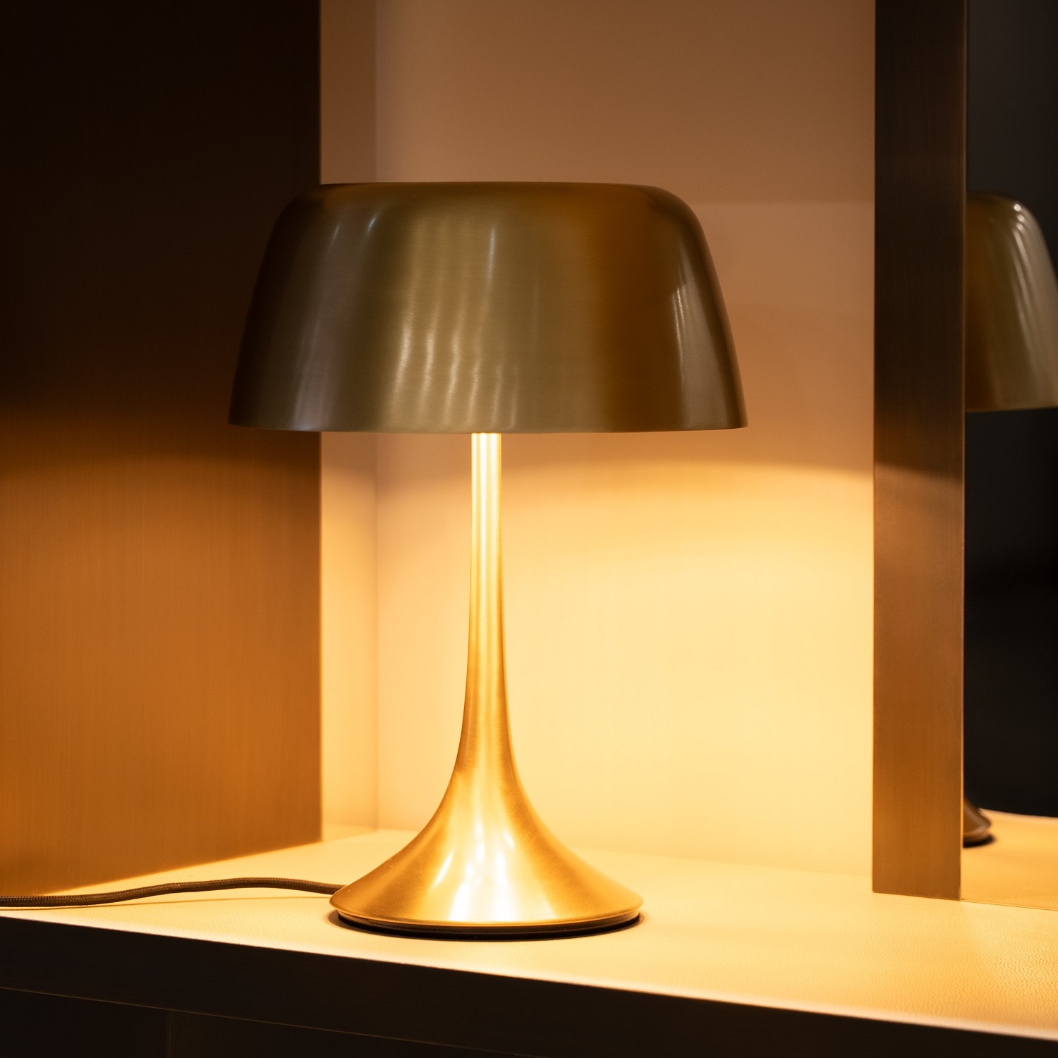 Настольная лампа Rugiano Wanda | interior market