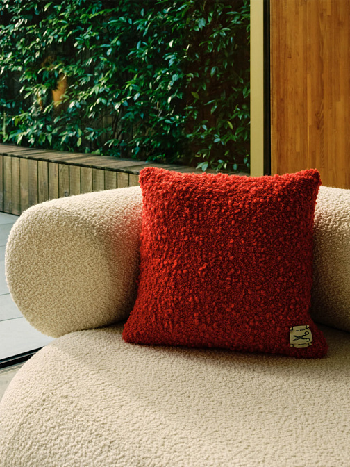 Декоративная подушка  Tom Dixon Bobble Cushion - фото-2 | interior market