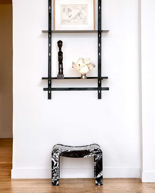 Табурет Pierre Chareau Curule marbre - фото-3 | interior market