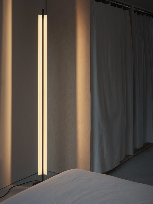 Торшер  SANTA&COLE LÁMINA 165 - фото-2 | interior market