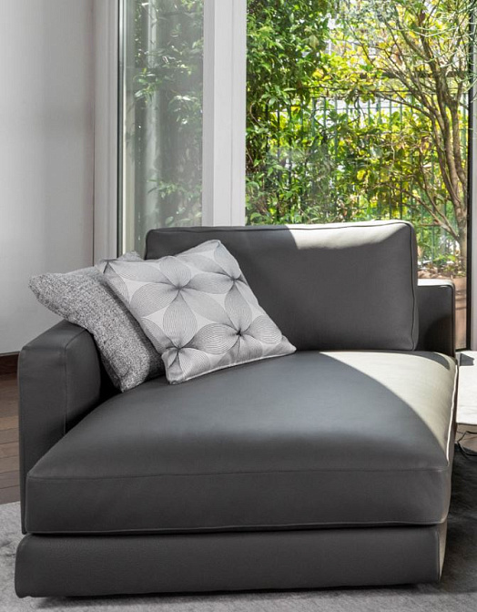 Декоративная подушка  Flou Decorative cushions with padding in goose down - фото-3 | interior market