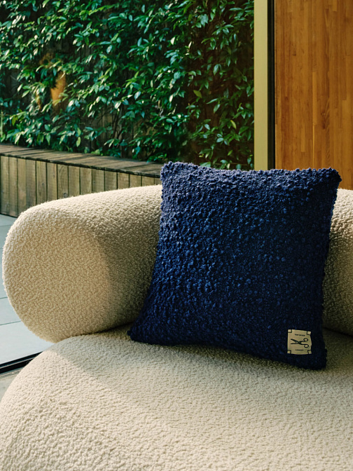 Декоративная подушка  Tom Dixon Bobble Cushion - фото-2 | interior market