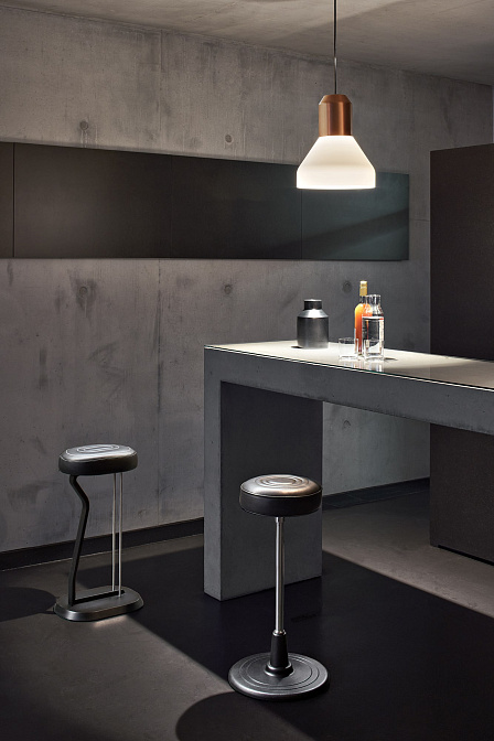 Барный стул Classicon Bar Stool No. 1 - фото-2 | interior market