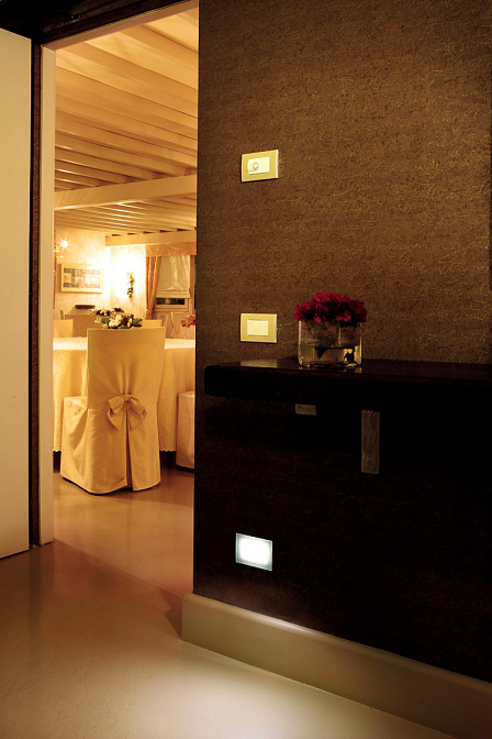 Уличный светильник  Lombardo  - фото-2 | interior market