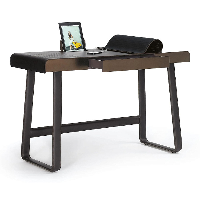 Письменный стол Classicon Pegasus - фото-1 | interior market