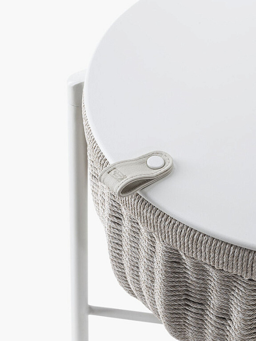 Журнальный столик Poltrona frau Cestlavie Outdoor - фото-2 | interior market Журнальный столик Poltrona frau Cestlavie Outdoor - фото-2 | interior market