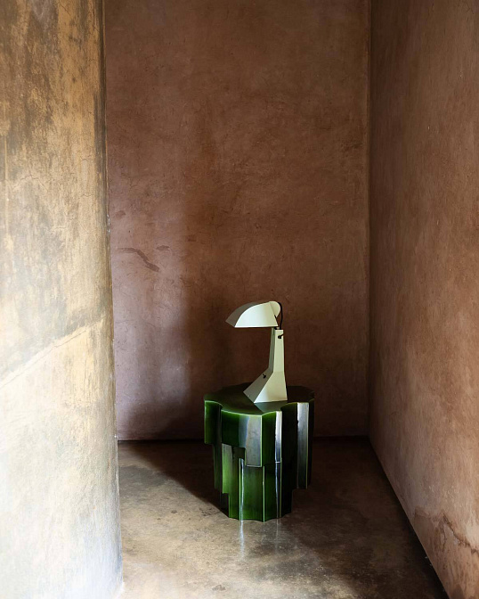 Настольная лампа Tacchini E63 - фото-2 | interior market Настольная лампа Tacchini E63 - фото-2 | interior market