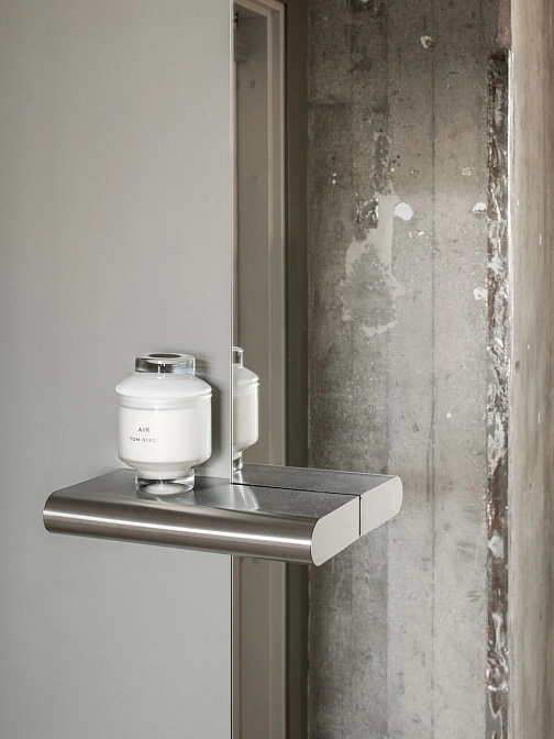 Аромат для дома Tom Dixon Air Medium Candle - фото-2 | interior market