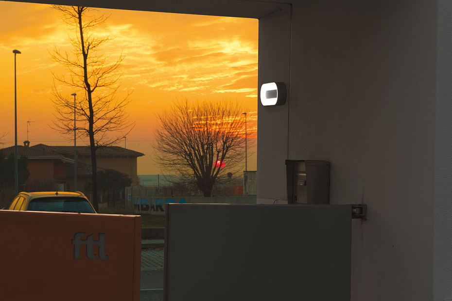 Уличный светильник  Lombardo  - фото-2 | interior market