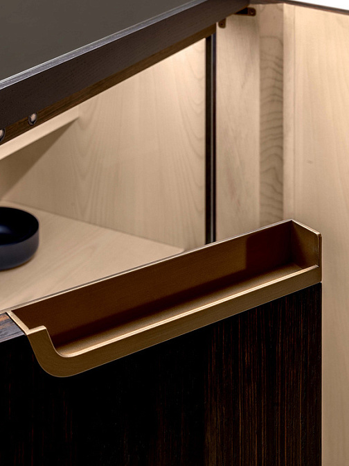 Шкаф Poltrona frau Duo - фото-6 | interior market Шкаф Poltrona frau Duo - фото-6 | interior market