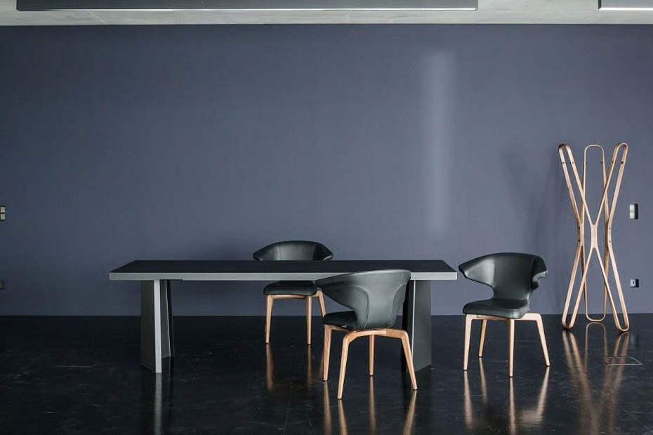 Кресло Classicon Munich Armchair - фото-2 | interior market