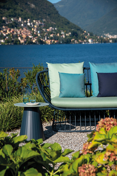 Журнальный столик Kettal Cala - фото-2 | interior market