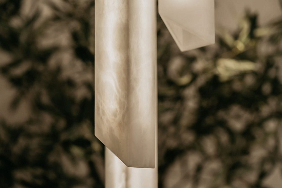 Потолочный светильник  United Alabaster TRIANGULAR TUBE - фото-3 | interior market