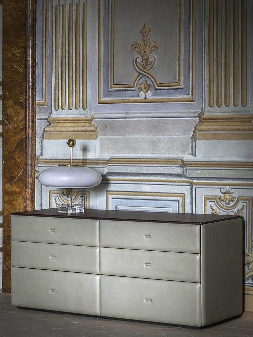 Комод Poltrona frau Moondance - фото-2 | interior market