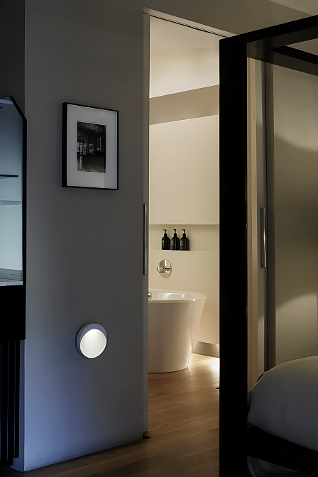 Бра Vibia Dots - фото-3 | interior market