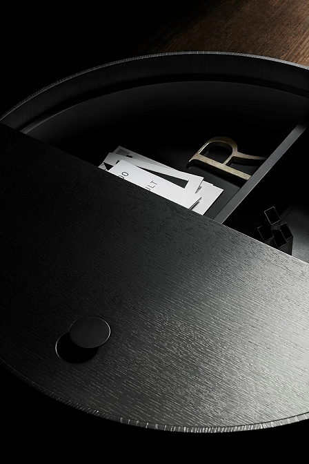 Журнальный столик Living Divani Full moon - фото-2 | interior market Журнальный столик Living Divani Full moon - фото-2 | interior market