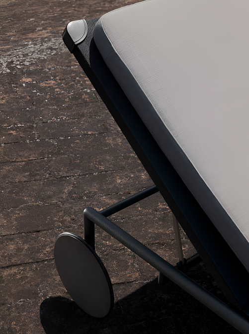 Шезлонг для улицы Living Divani Sale - фото-2 | interior market