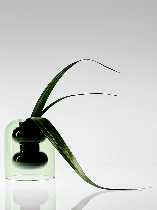 Ваза  Tom Dixon Bump Short Vase - фото-2 | interior market