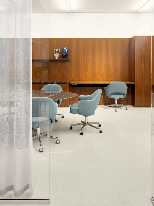 Офисное кресло Knoll Saarinen - фото-4 | interior market