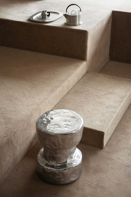 Журнальный столик Tacchini Torso - фото-3 | interior market Журнальный столик Tacchini Torso - фото-3 | interior market