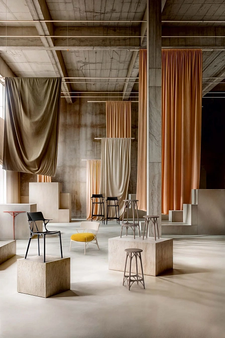 Табурет Kartell A.i. - фото-3 | interior market Табурет Kartell A.i. - фото-3 | interior market