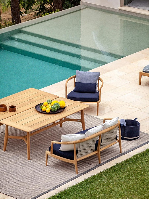 Банкетка Poltrona frau Secret Garden - фото-2 | interior market Банкетка Poltrona frau Secret Garden - фото-2 | interior market