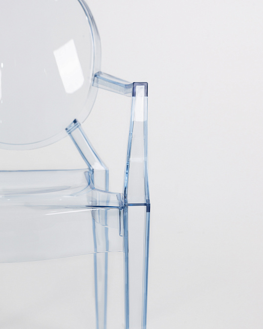 Детский стул Kartell Lou Lou Ghost - фото-6 | interior market