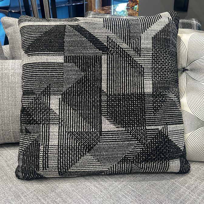 Декоративная подушка  Minotti Freeman - фото-1 | interior market