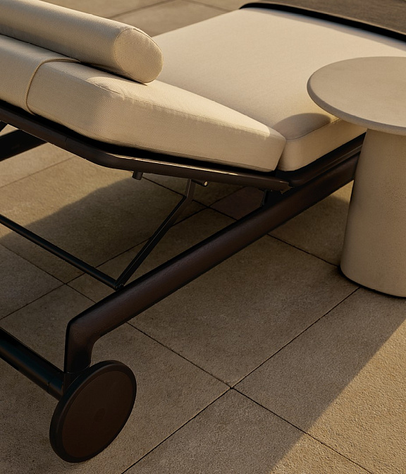 Шезлонг для улицы Poliform Magnolia - фото-2 | interior market