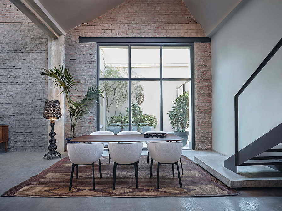 Обеденный стол Kartell Viscount - фото-3 | interior market Обеденный стол Kartell Viscount - фото-3 | interior market