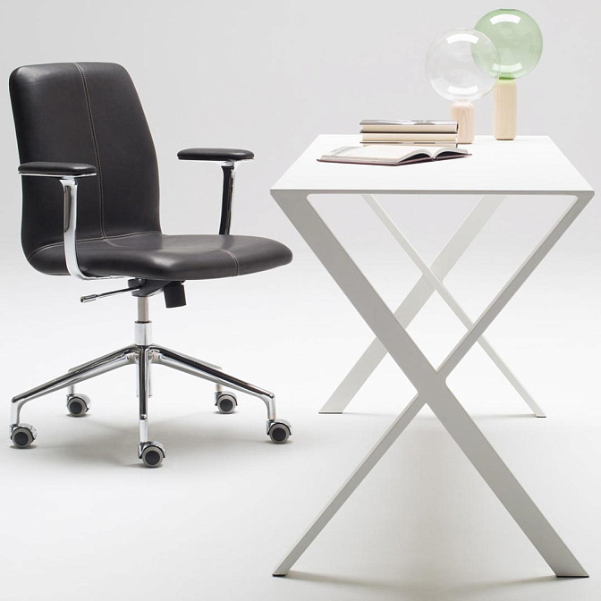 Обеденный стол Cappellini Bambi - фото-1 | interior market