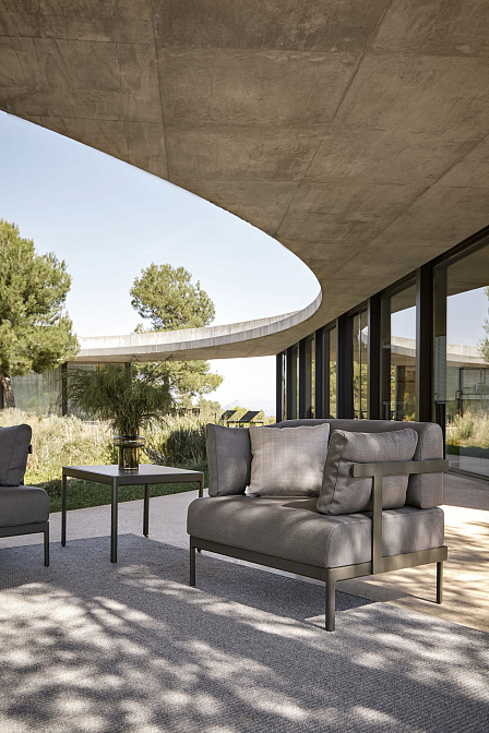 Журнальный столик для улицы Point1920 Legacy - фото-5 | interior market