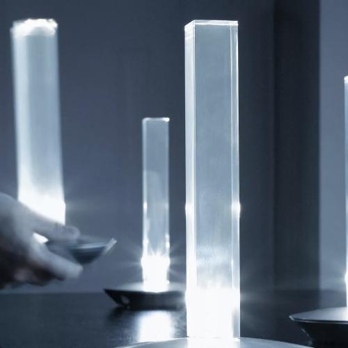 Настольная лампа Oluce  | interior market Настольная лампа Oluce  | interior market