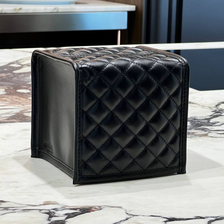 Контейнер для салфеток GioBagnara ELBA DIAMONDS SQUARE TISSUE HOLDER | interior market Контейнер для салфеток GioBagnara ELBA DIAMONDS SQUARE TISSUE HOLDER | interior market