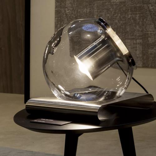 Настольная лампа Oluce The Globe | interior market Настольная лампа Oluce The Globe | interior market